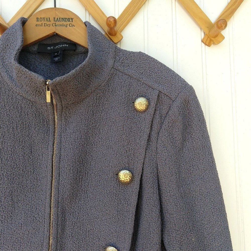 St. John Santana Knit Military Blazer Size 10 Gray Lavender Button Zip Front - Picture 3 of 10